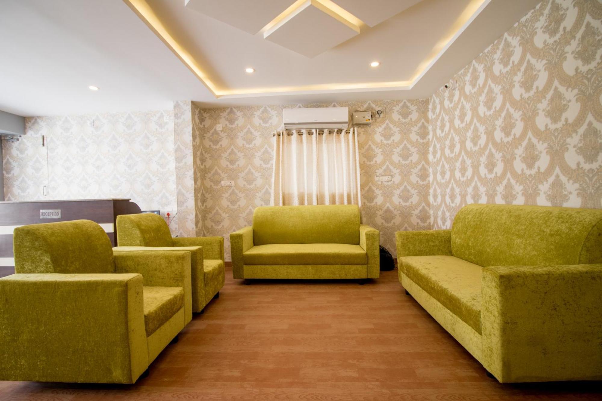 Pearl Suites, Τιρουπάτι Εξωτερικό φωτογραφία